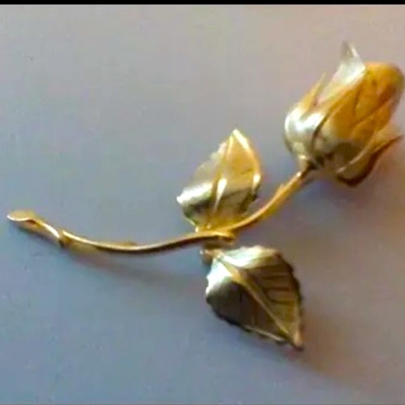 Vintage Giovanni Rose Brooch - Picture 1 of 4